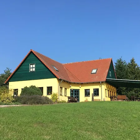 Ferienunterkunft Im Naturerlebnispark Muehlenhagen Appartement