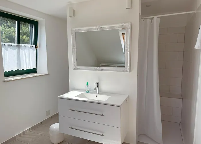 Ferienunterkunft Im Naturerlebnispark Muehlenhagen Burow (Mecklenburgische Seenplatte)